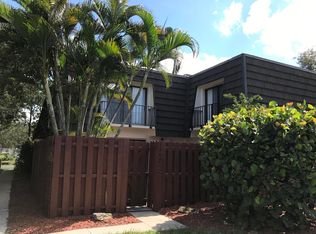 1117 Vista Oaks Cir NE, Palm Bay, FL 32905