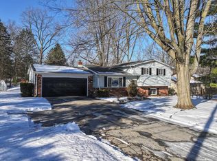 5029 Chickasaw Trl, Flushing, MI 48433