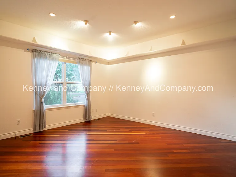 155 Indian Wells Ln — Photo 25