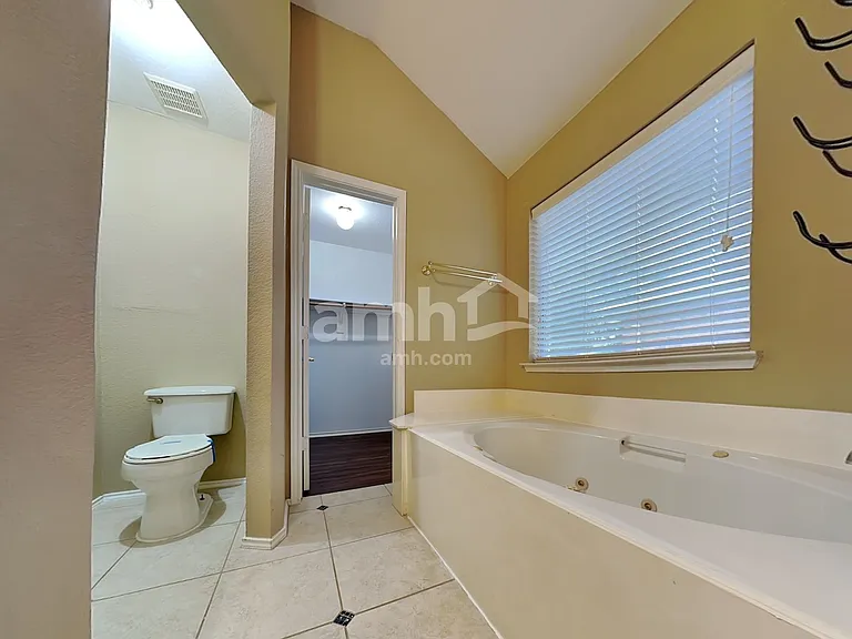 7202 Airline Dr — Photo 18