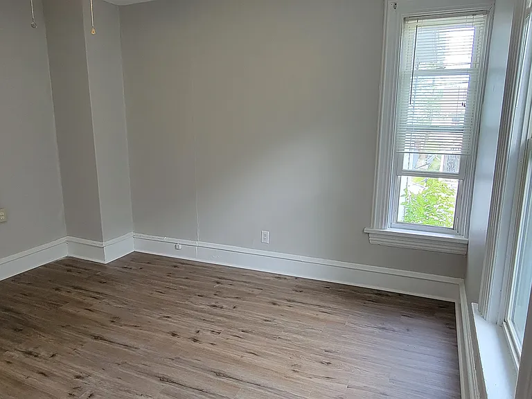 623 5th Ave #1/2 — Photo 14