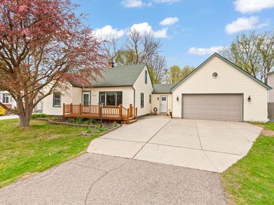 1047 Arthur Dr, Troy, MI, 48083
