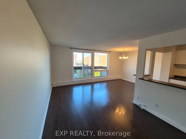 1505 Baseline Rd #1013, Ottawa, ON K2C 3L4