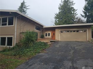 18836 4th Ave SW, Seattle, WA 98166