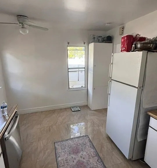 4354 Coolidge Ave — Photo 9