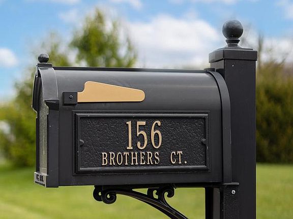 5th image of 156 Brothers Ct