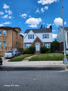 80-11 189th St #1, Hollis, NY, 11423