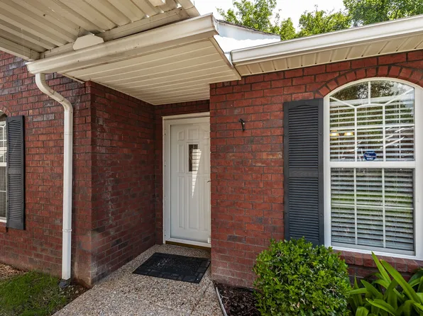3911 Dodson Chapel Rd APT 32, Hermitage, TN 37076