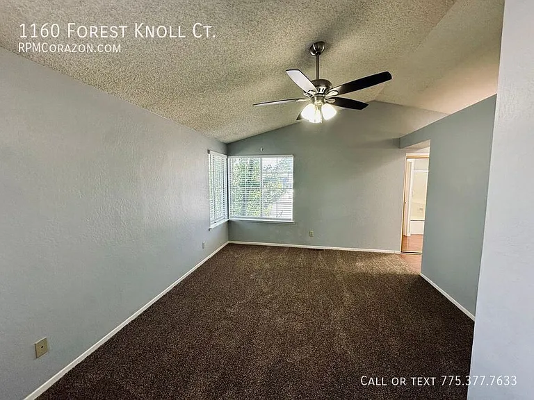 1160 Forest Knoll Ct — Photo 11
