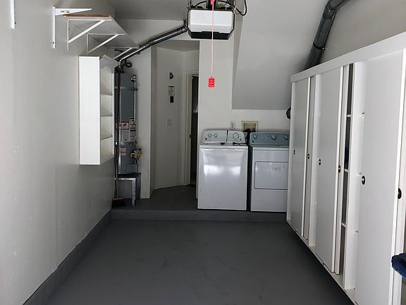 2nd image of 11865 Spruce Run Dr APT B