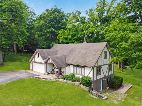 N3097 Grandview DRIVE, Lake Geneva, WI 53147