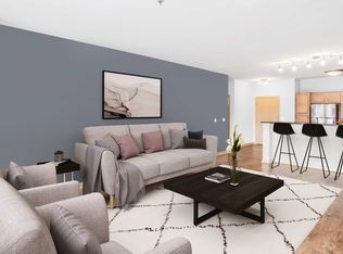 4645 Park Commons Dr #D303, Minneapolis, MN 55416