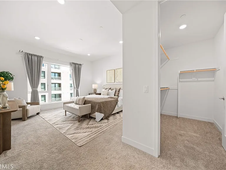 2510 Rivington — Photo 22