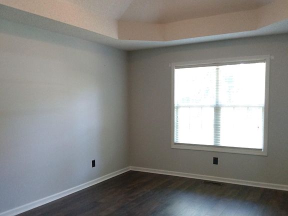 5th image of 1454 Amy Ave
