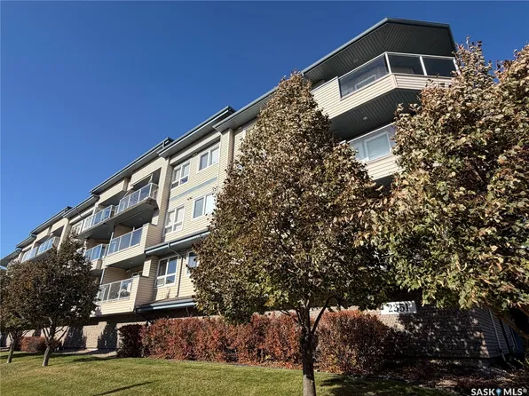 2351 Windsor Park Road #113, Regina, SK S4V 1N4
