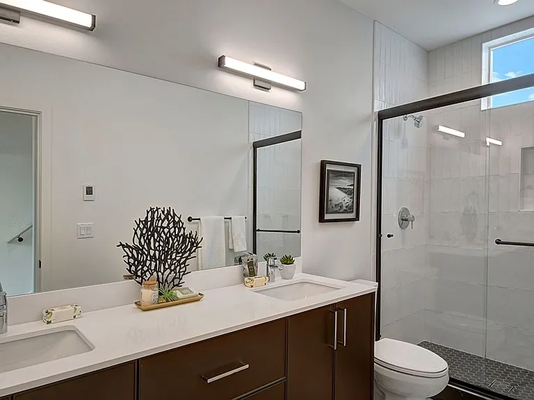 712 C W Bertona St — Photo 13