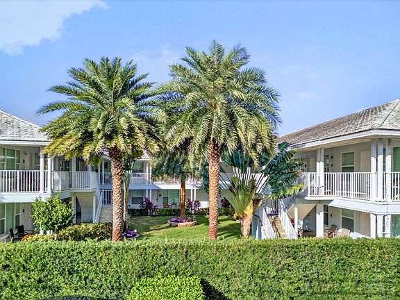 2nd image of 1820 S Ocean Boulevard 2b