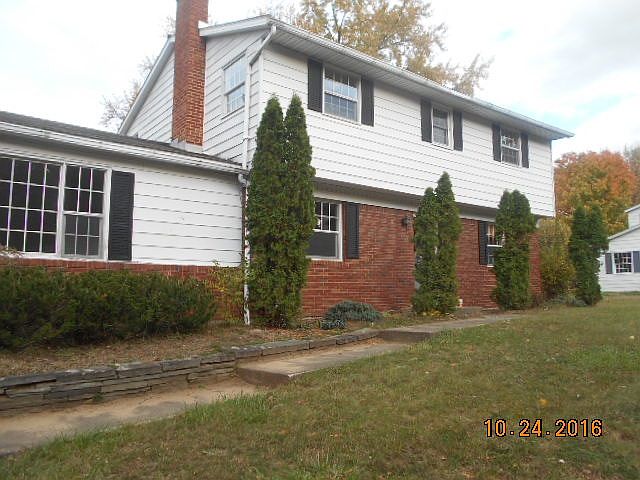 1st image of 149 Wood Dale Dr