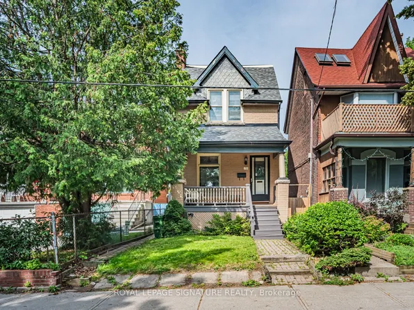 72 Gwynne Ave, Toronto, ON M6K 2C4