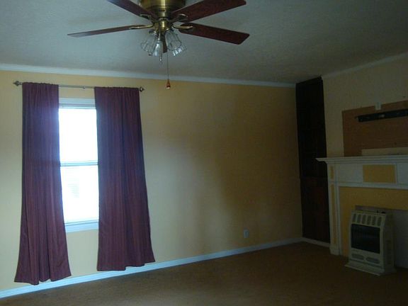 2nd image of 1801 Wilkinson Rd