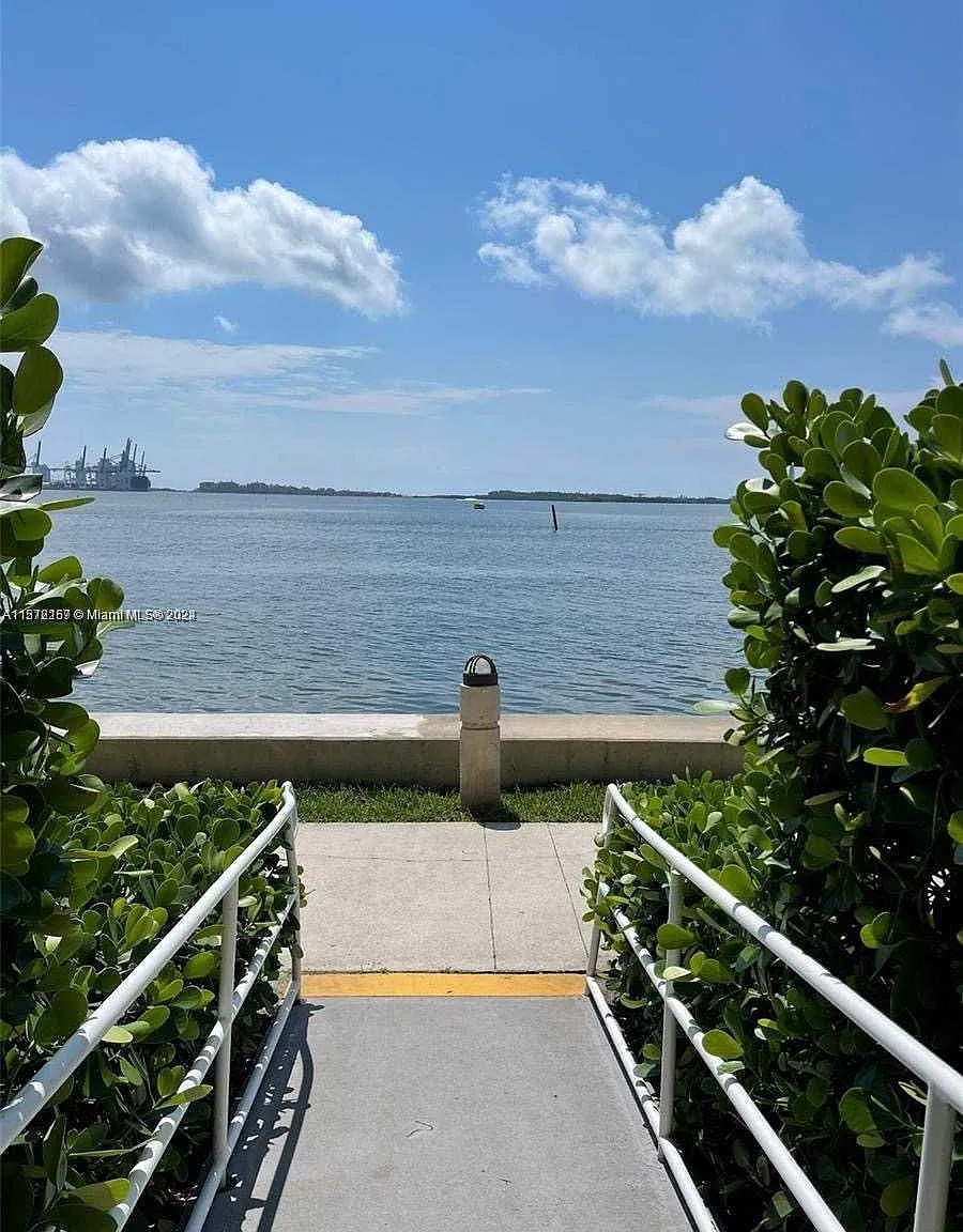 1 bed, $2,850 — Photo 2