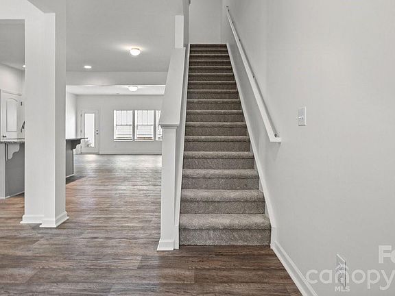 4th image of 15033 Meacham Farm Dr #53