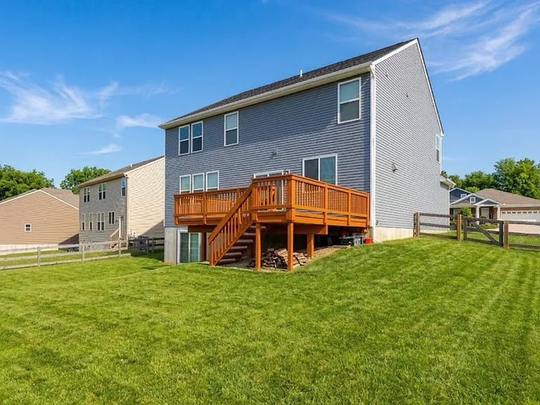 1305 Osprey Ct — Photo 3