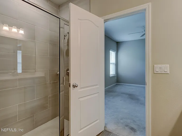 10386 Pavnes Creek Dr — Photo 22