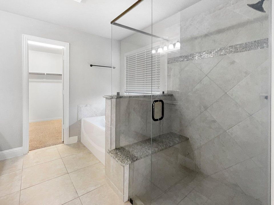 1st image of 309 Mimosa Dr