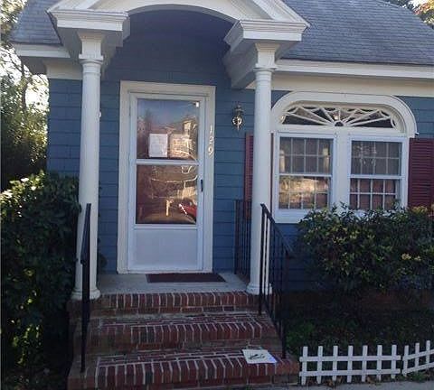 4th image of 129 Ostrander Ave