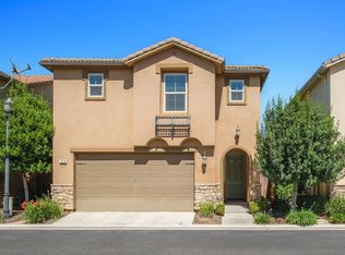 7076 N Refinement Dr, Fresno, CA