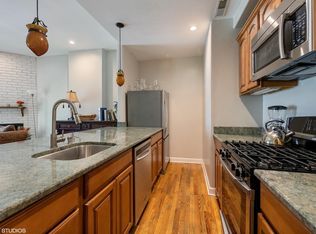 55 E Cedar St #3, Chicago, IL 60611