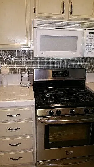 3 bed, 2.5 bath, 1654 sqft, $2,850 — Photo 4