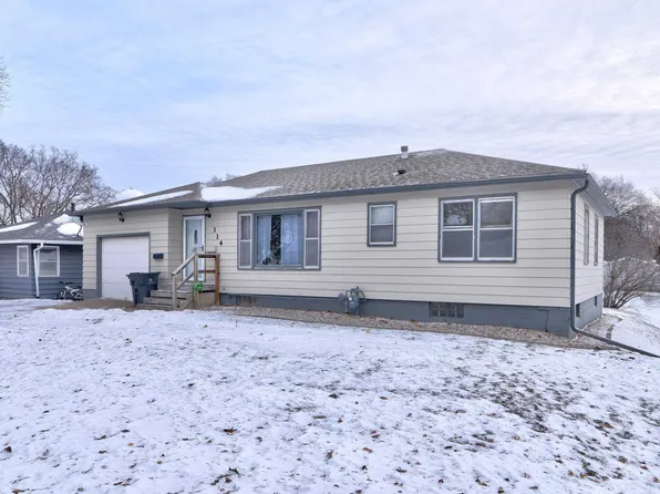 314 N 14th St, Estherville, IA 51334
