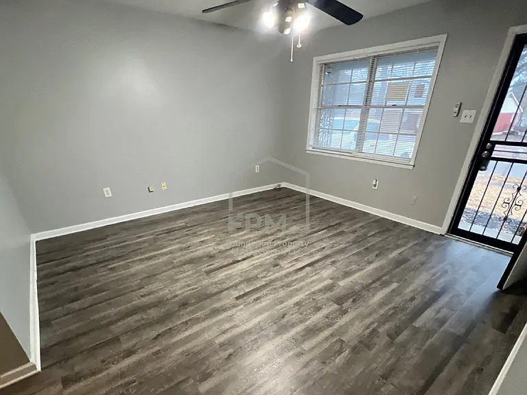 4325 Merlcrest Cv — Photo 6