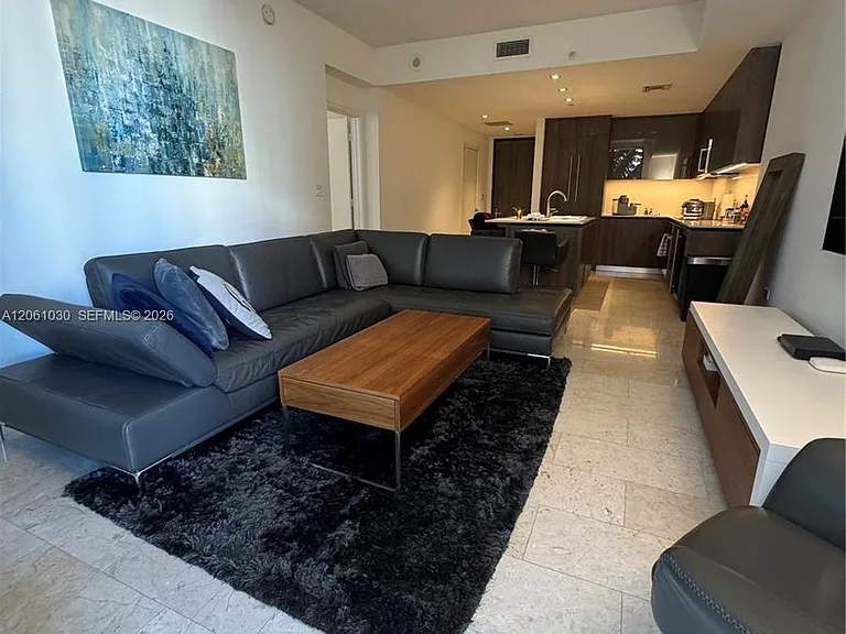 88 SW 7th St #805 — Photo 6
