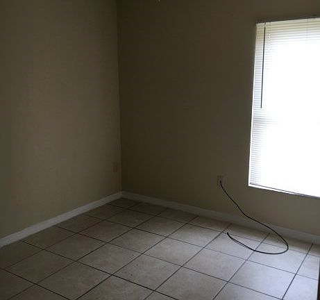 2nd image of 1115 Fremont Park Ave