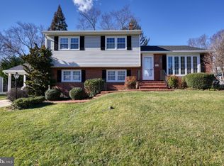 8402 Saunders Rd, Lutherville Timonium, MD 21093