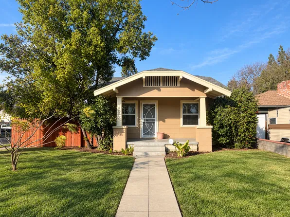 1003 E Cortland Ave, Fresno, CA 93704