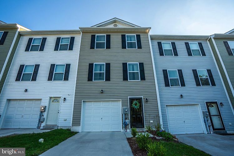 1st image of 45 Crocus Ct