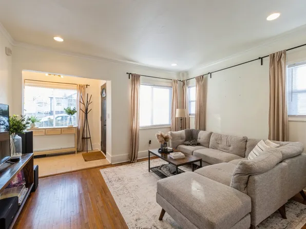 2907 Sheridan Ave, Des Moines, IA 50310