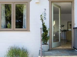 705 Tularosa Dr, Los Angeles, CA 90026