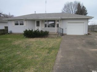 1012 E Pine St, Mason City, IL