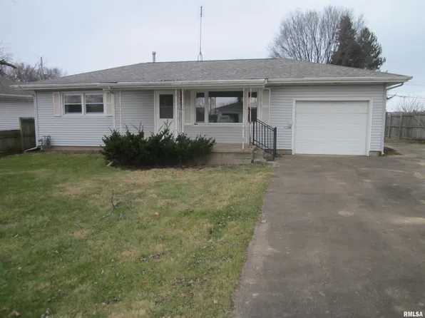 1012 E Pine St, Mason City, IL 62664