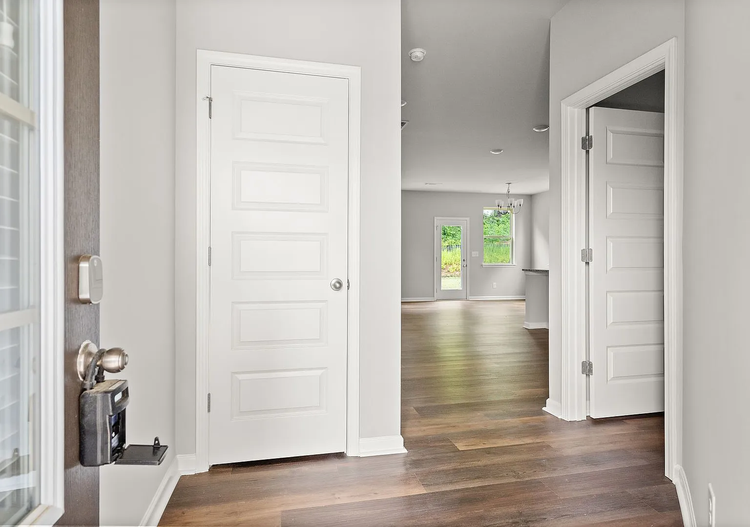 4 bed / 2.5 bath in Gainesville! Retreat at Chicopee — Photo 3