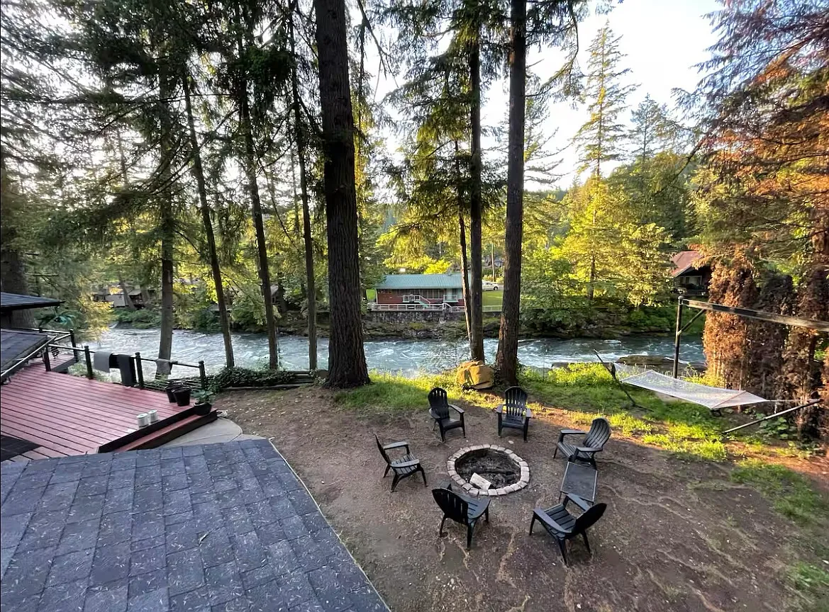 18412 NE Cole Witter Rd — Photo 1