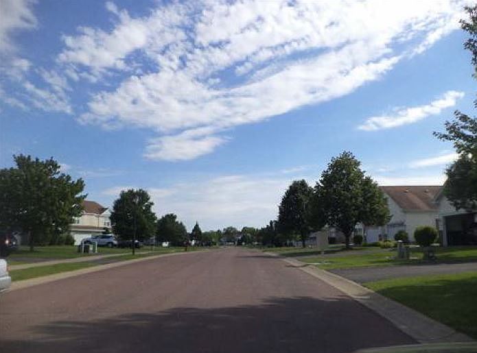 2nd image of 15652 Fjord Ave