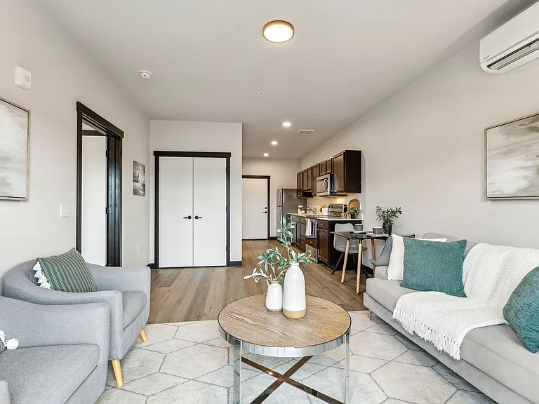 Trailhead Apartments — Photo 8