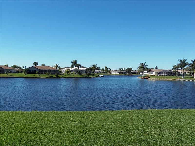 1st image of 941 E Gondola Dr