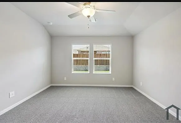 6208 Castamere Dr — Photo 23